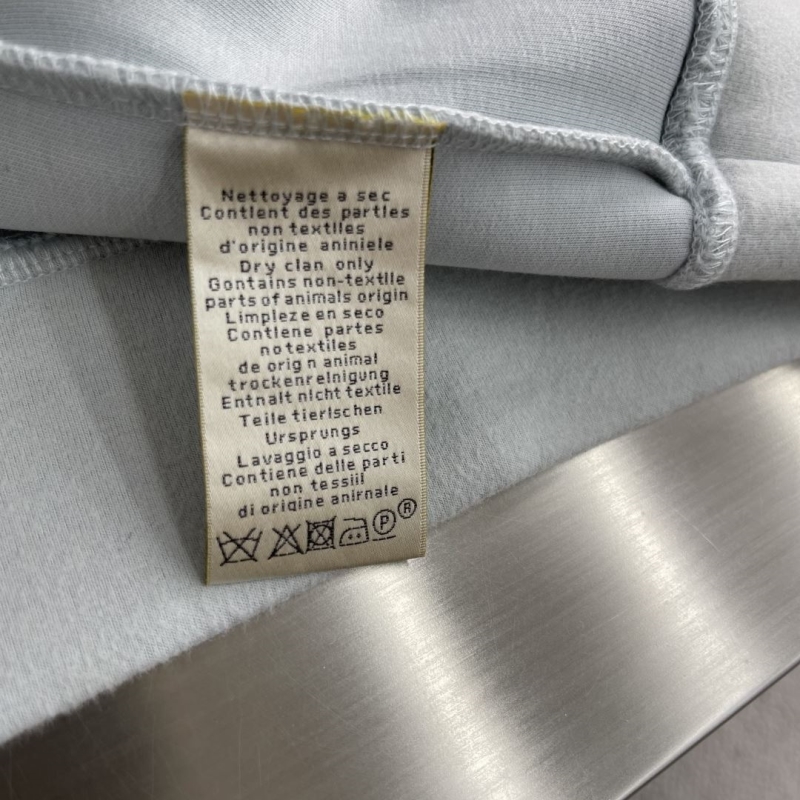 H**me5 t-shirt